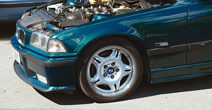 BMW M3 — wheel and front fender detail