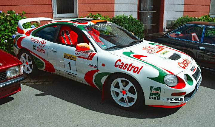 Toyota Celica GT-Four in Castrol rally livery